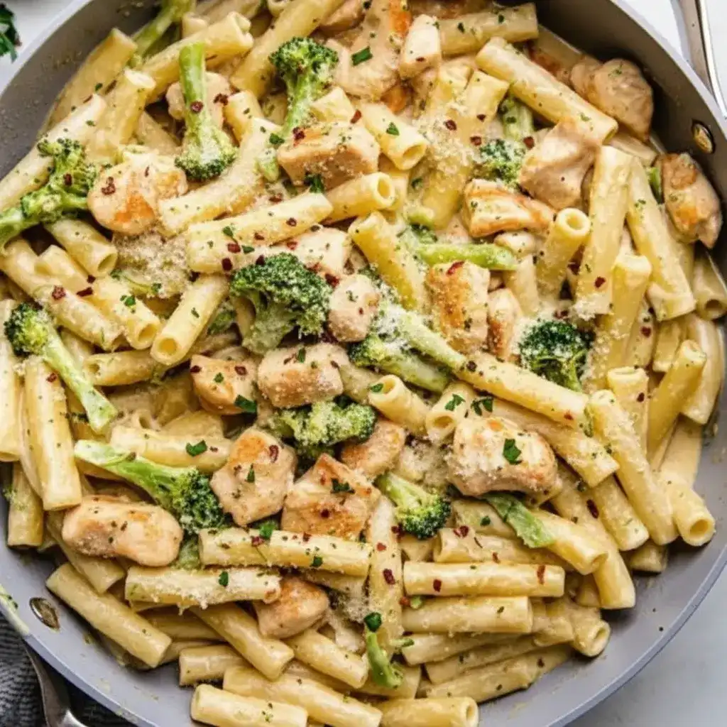 Chicken Broccoli Alfredo Pasta